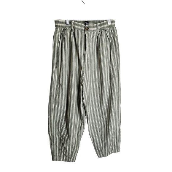 BDG Pants - Urban Outfitters BDG Lantern Crop Linen Blend beach pants sz M elastic beach